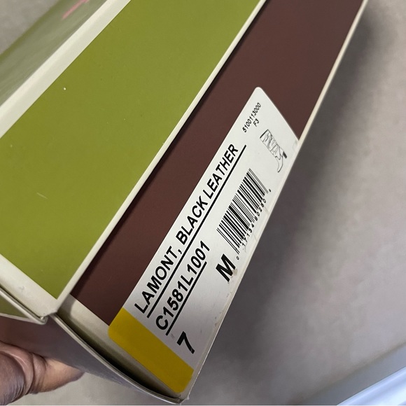 Naturalizer women black Lamont leather boots with side zip closure, size 7 M - Picture 9 of 10